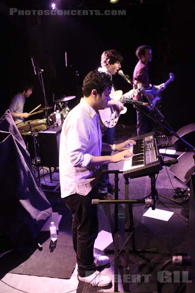 VAMPIRE WEEKEND - 2007-10-27 - PARIS - La Maroquinerie - 